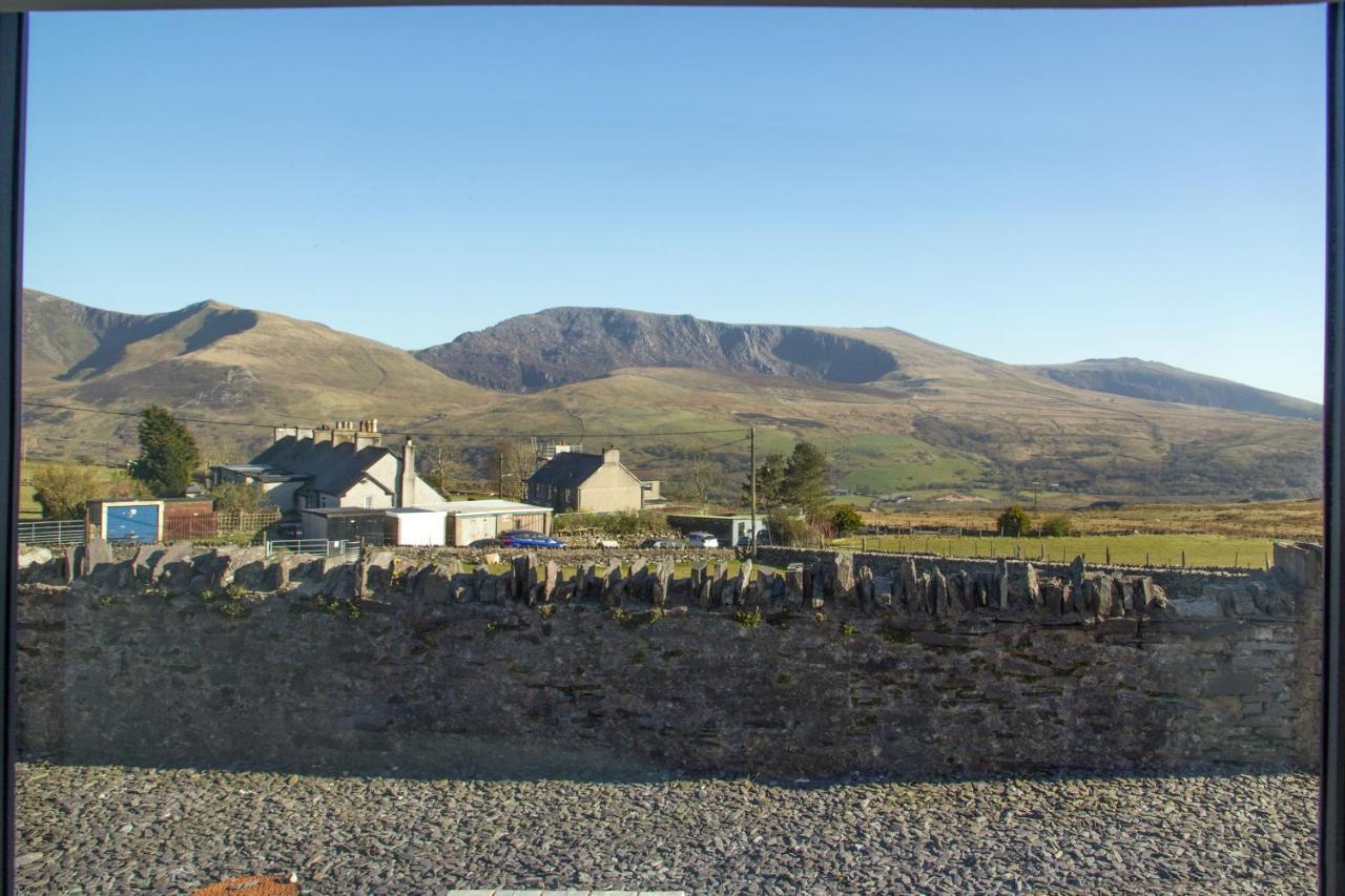 Canolfan Y Fron Nantlle Εξωτερικό φωτογραφία